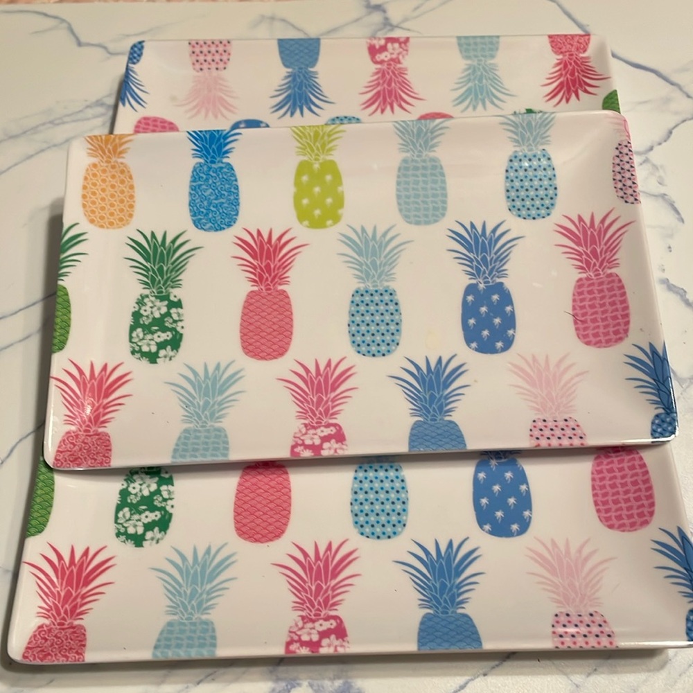 Cynthia Rowley Melamine Tropical Pineapple Trays -set of 5 melamine